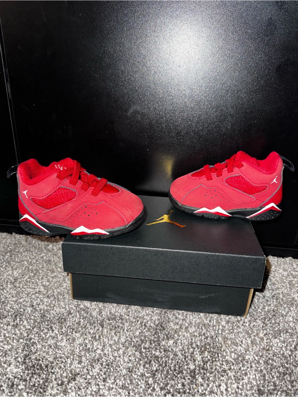 Toddler Red Jordan Retro Basketball Sneakers